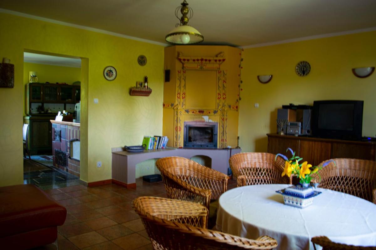 Dom gościnny LERKA - 240 m2 Mazury jeziora lasy - Housity