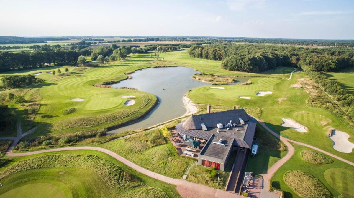 Golf Lodge - Housity