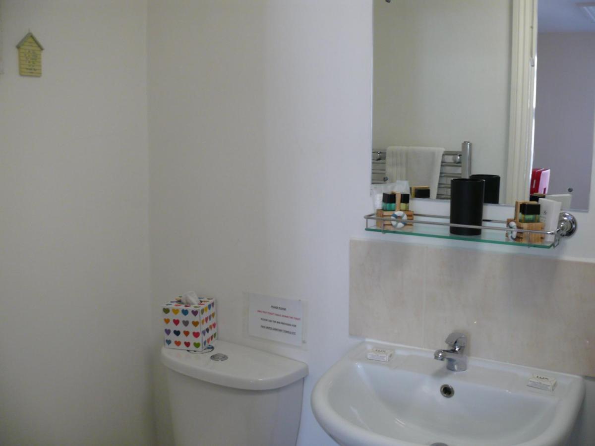 Bow Street Runner - Housity