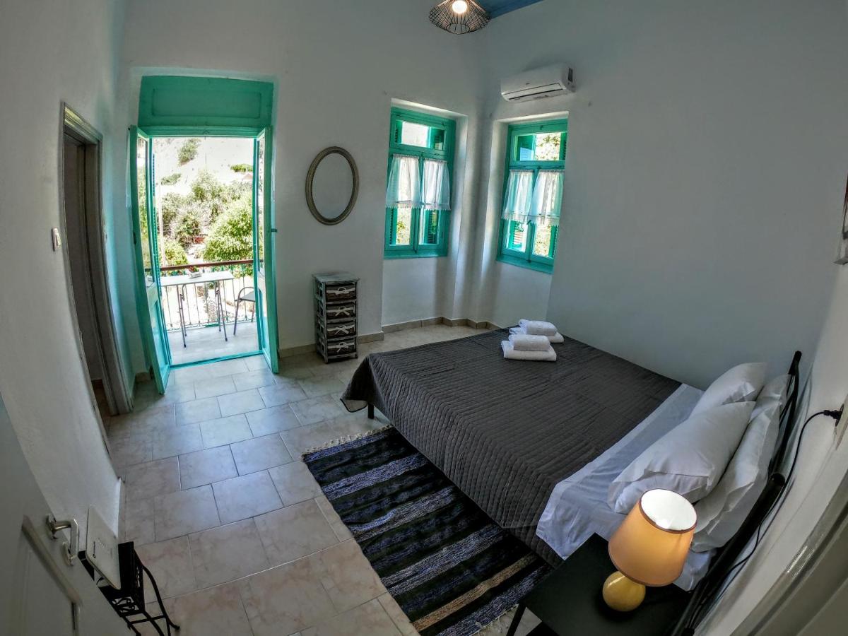 Symi Fos House - Housity