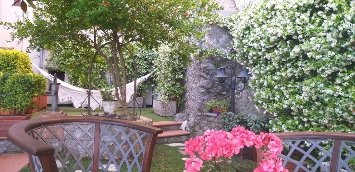 B&B Il Melograno - Housity