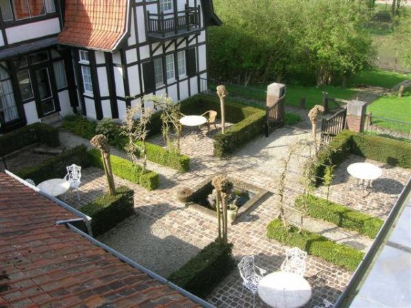 Hotel Kasteelhof 'T Hooghe - Housity