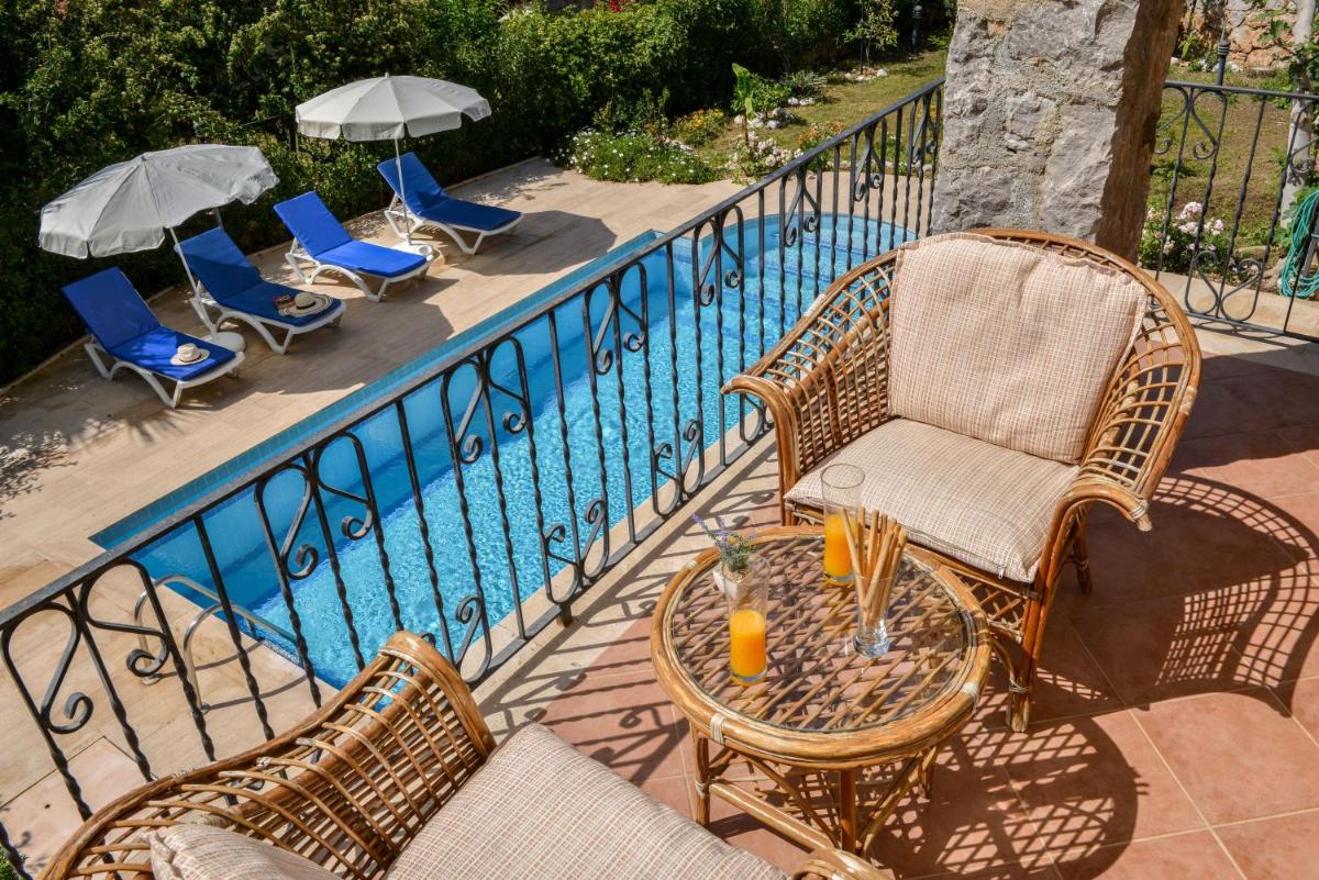 Kilic- 5 Bedroom Holiday Villa in Hisaronu - Housity