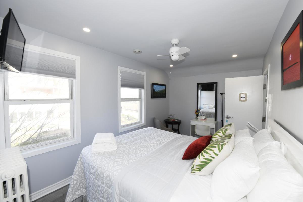 Serene Niagara Inn - Housity