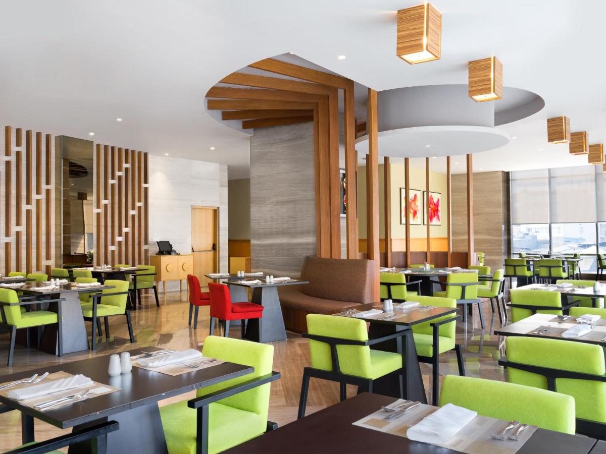 Holiday Inn & Suites Jakarta Gajah Mada by IHG - Hizvo
