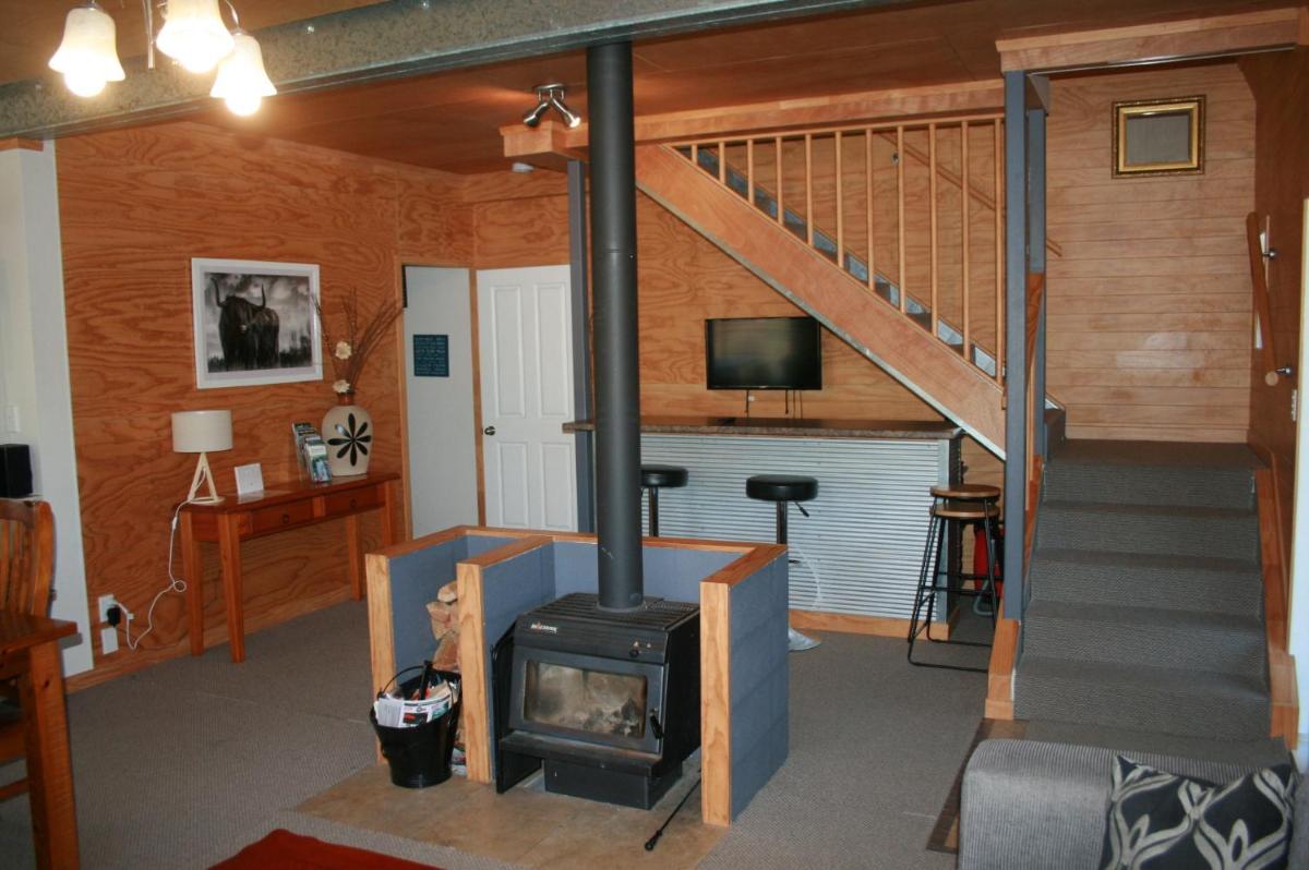 The Barn in Turangi - Housity