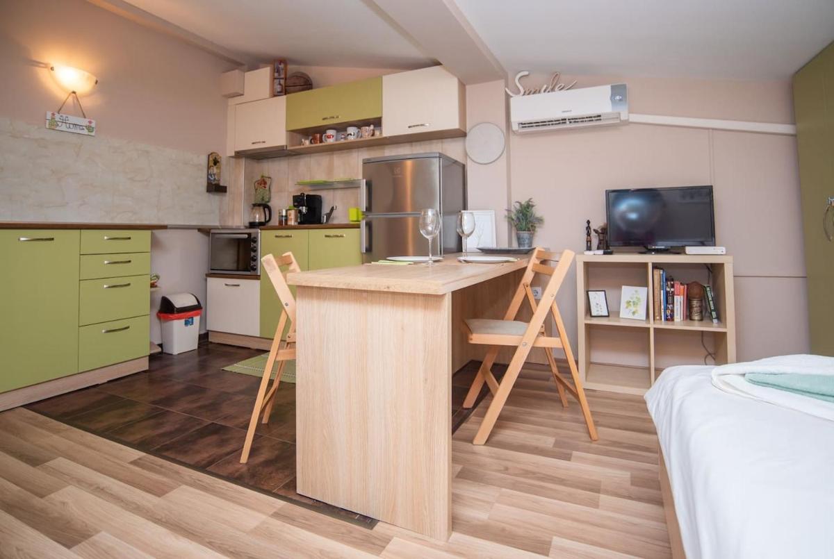 Central Rooftop Studio TK31 - Hizvo