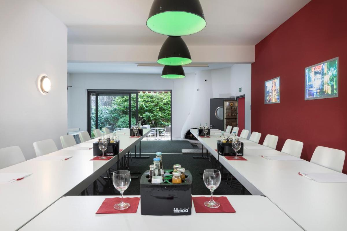 Ferrotel Duisburg - Partner of SORAT Hotels - Housity