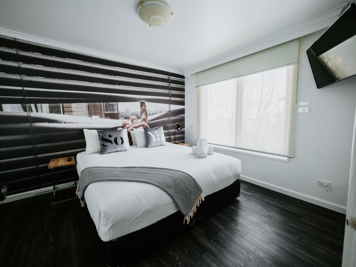 Suitetrails - SoYa Apartment Hotel