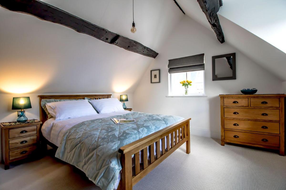 Little George, Henley-in-Arden Luxury Apartment - Housity