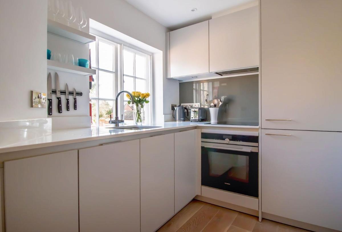 Little George, Henley-in-Arden Luxury Apartment - Housity