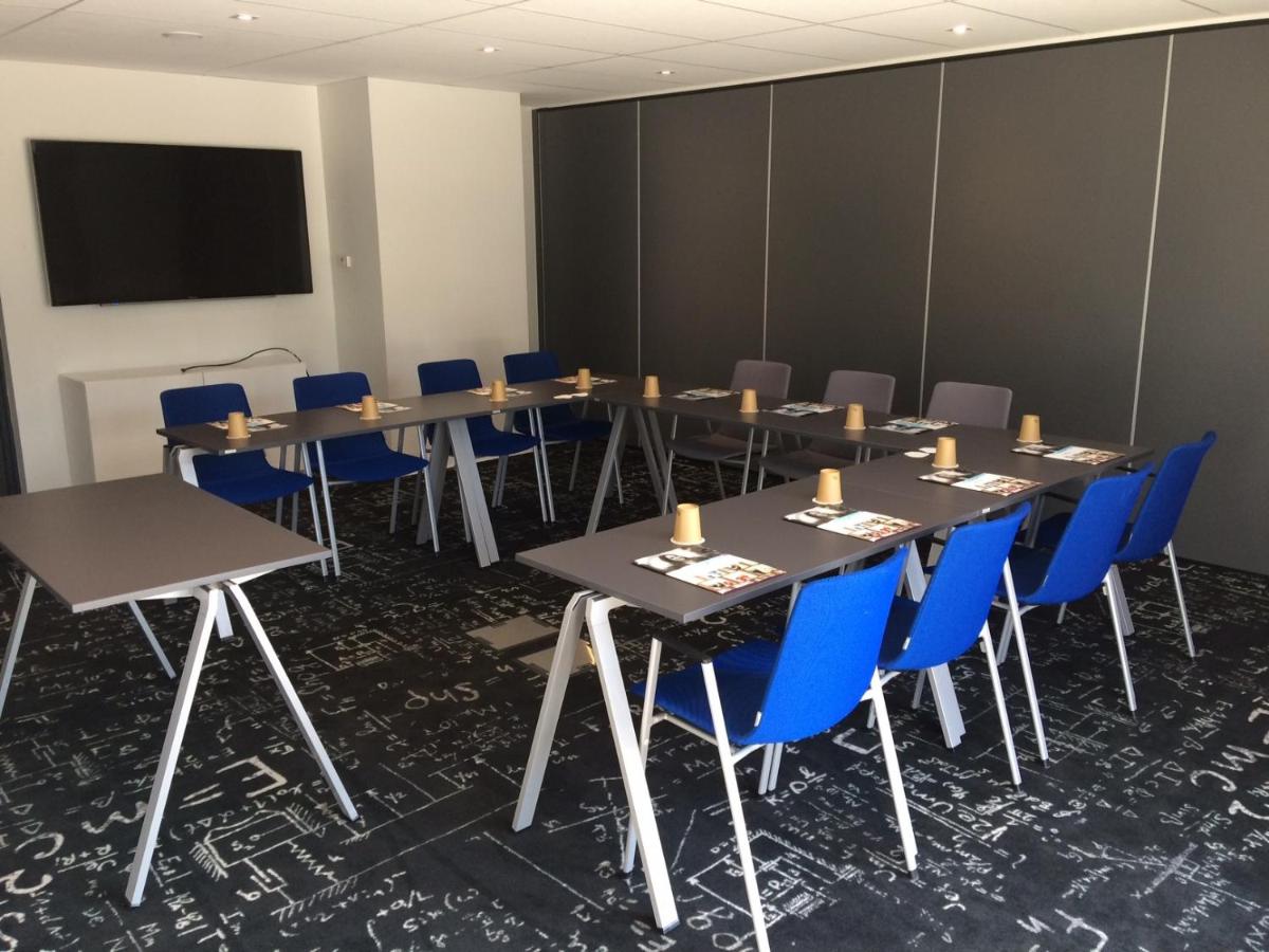 Espace de conférence ou salle de réunion dans l'établissement Mercure Hotel & Spa Bastia Biguglia