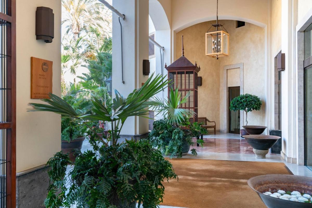 Jardín al aire libre en Vincci Selección La Plantación del Sur