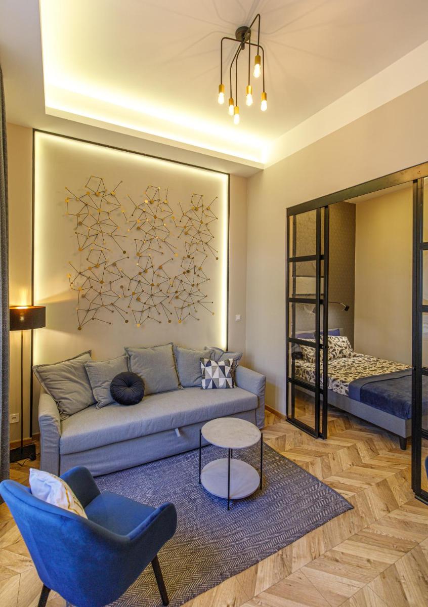 E13 - Elegant Apartment - Housity