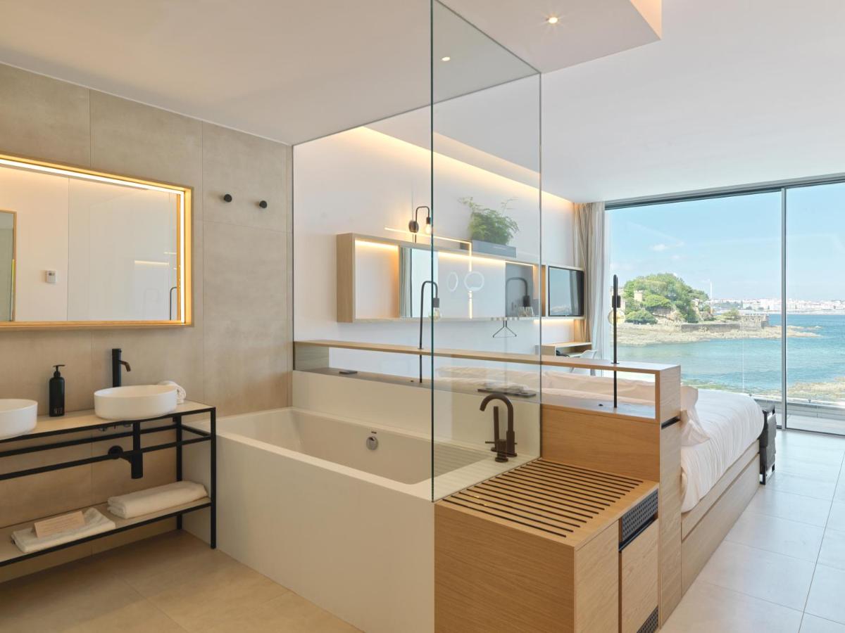 Una cocina o zona de cocina en Noa Boutique Hotel