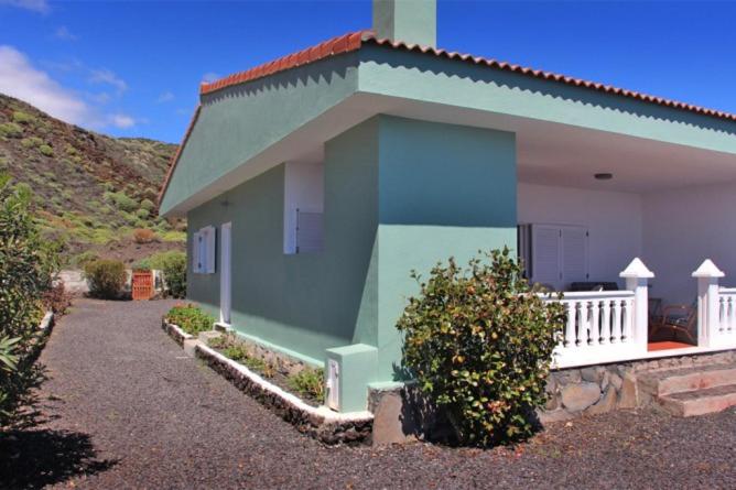 Villa Playa La Salemera - La Palma - Housity