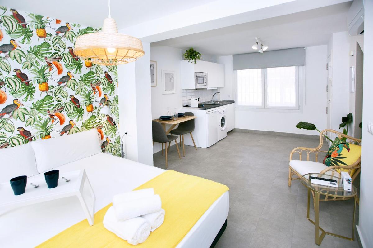 MONKÓ - LEMON & TROPYCAL APARTMENT o - Housity