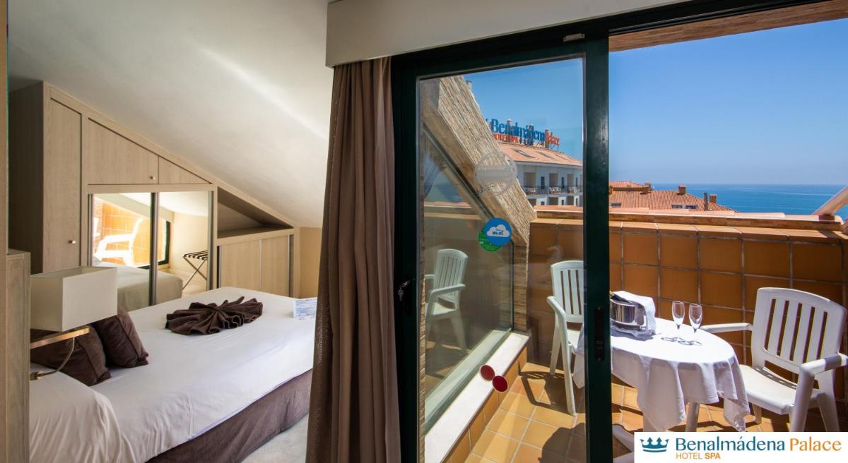 Cama o camas de una habitación en Benalmadena Palace Spa