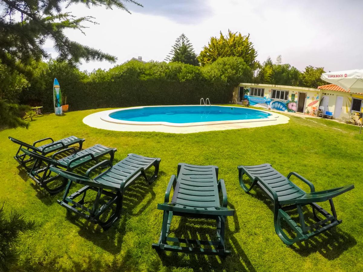 Carcavelos Surf Hostel & Surf Camp - Housity