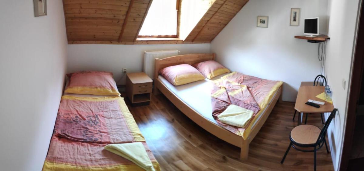 Penzion Na Bařinách - Housity