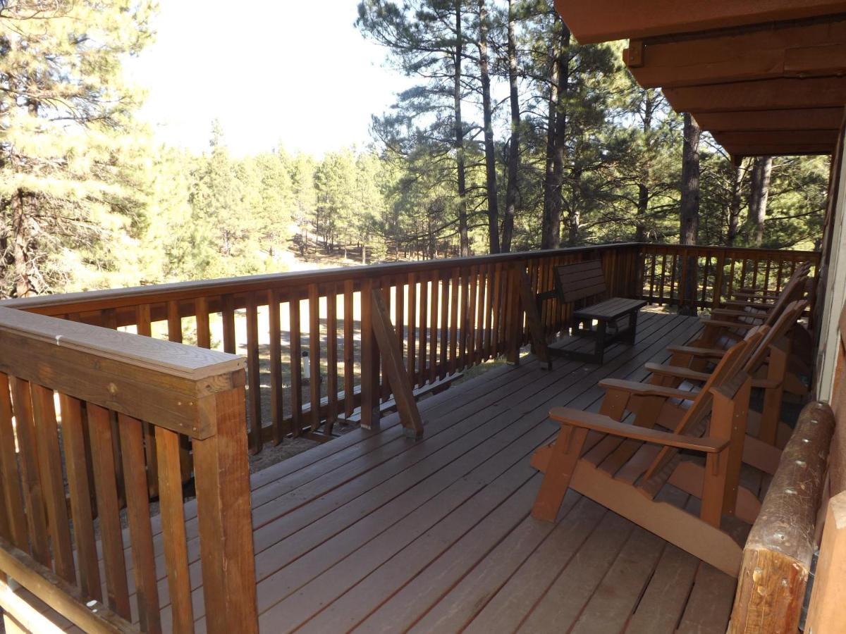 Arizona Mountain Inn & Cabins - Housity