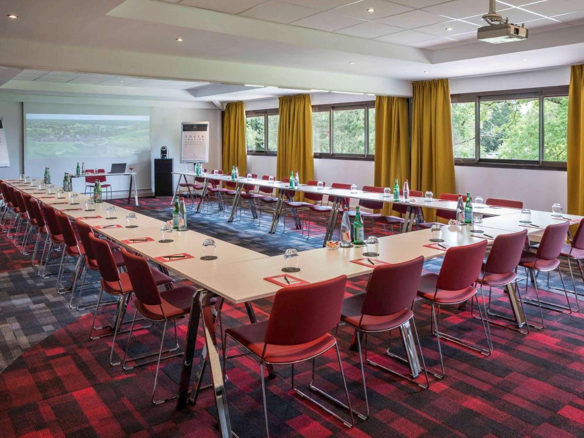 Espace de conférence ou salle de réunion dans l'établissement Cabot Hotel Bordeaux - MGallery Collection