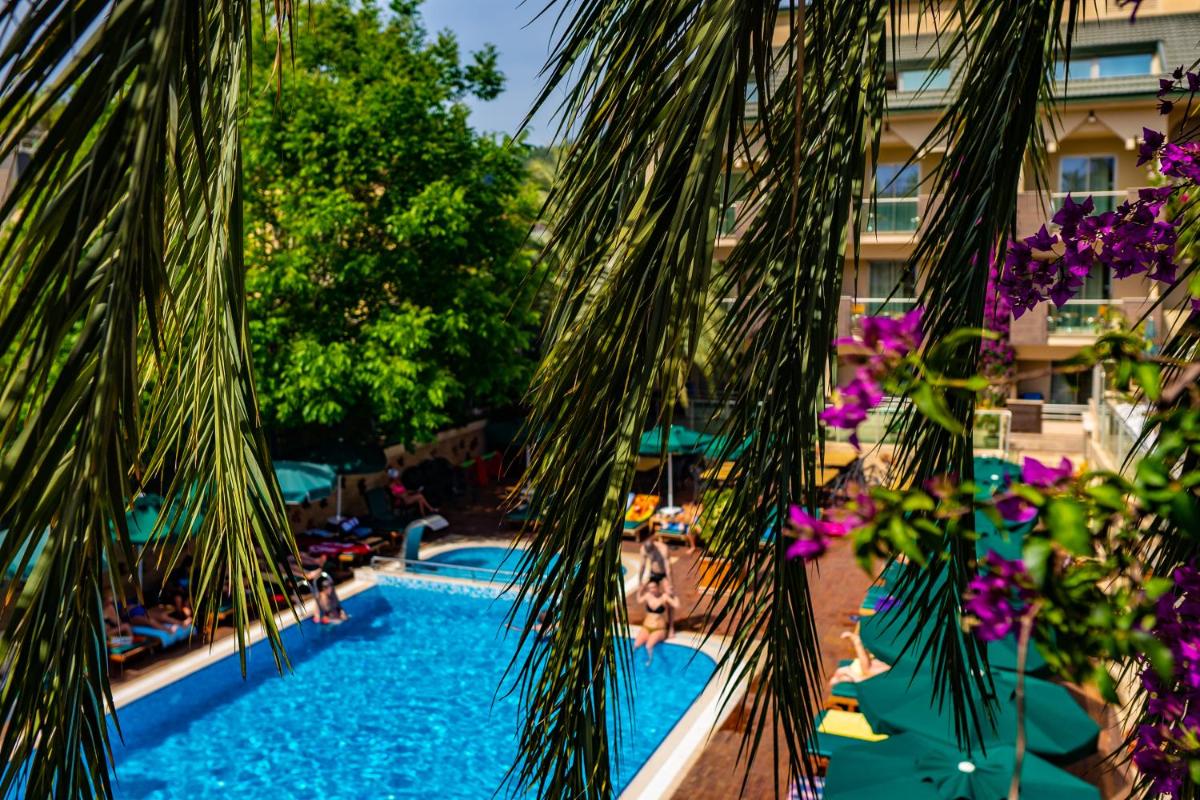 Plaza Hotel - Housity
