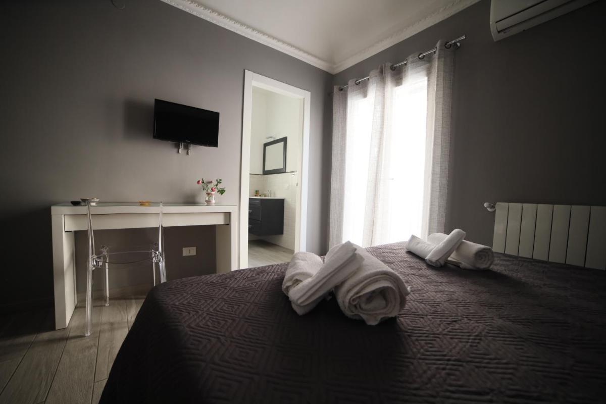 Cavour37 Rooms - Housity
