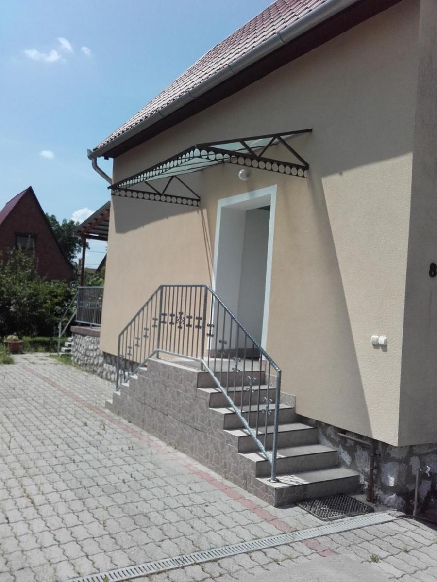Suitetrails - Gyöngyviràg apartman