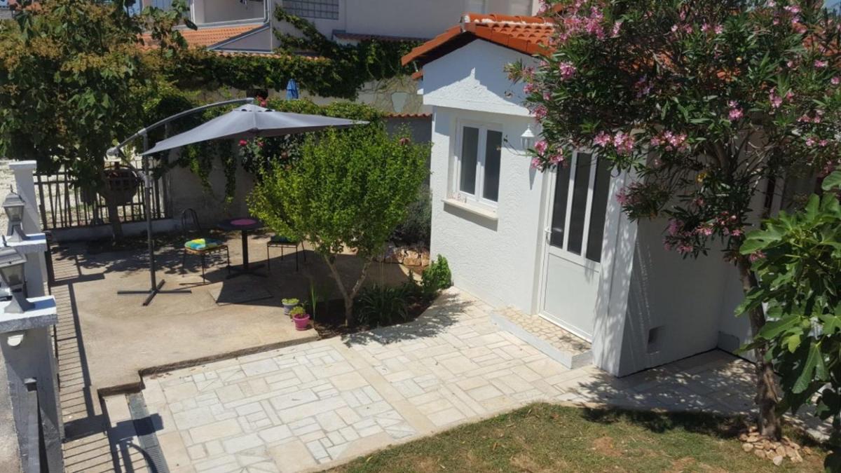 Vacation House Bimba - Pomer - Housity