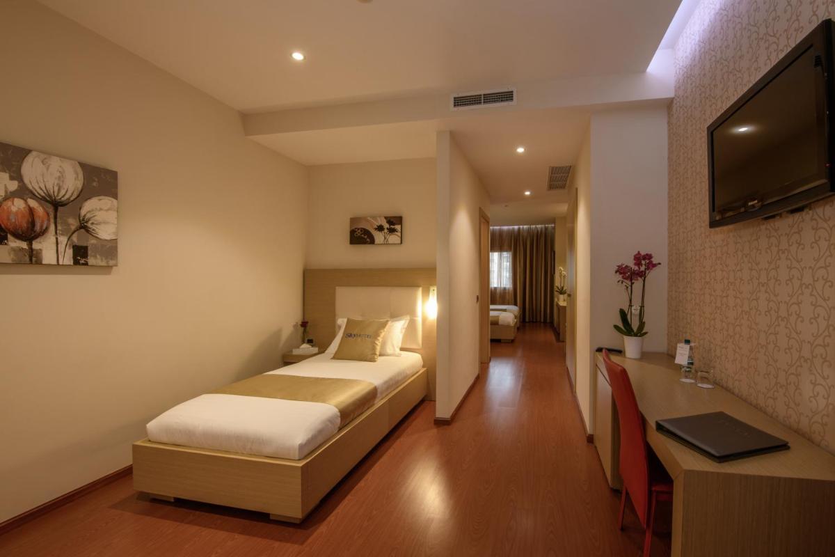 Suitetrails - Sky 2 Hotel Tirana