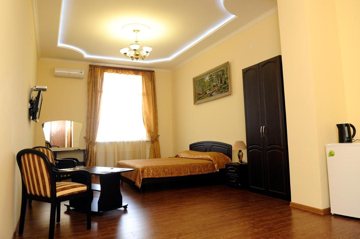 Hotel Ararat - Housity
