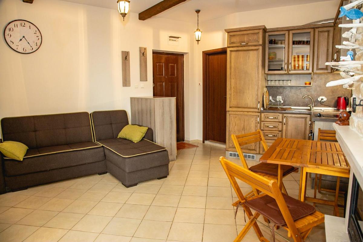 Sozopol  - Villa Izgrev 4 - Housity