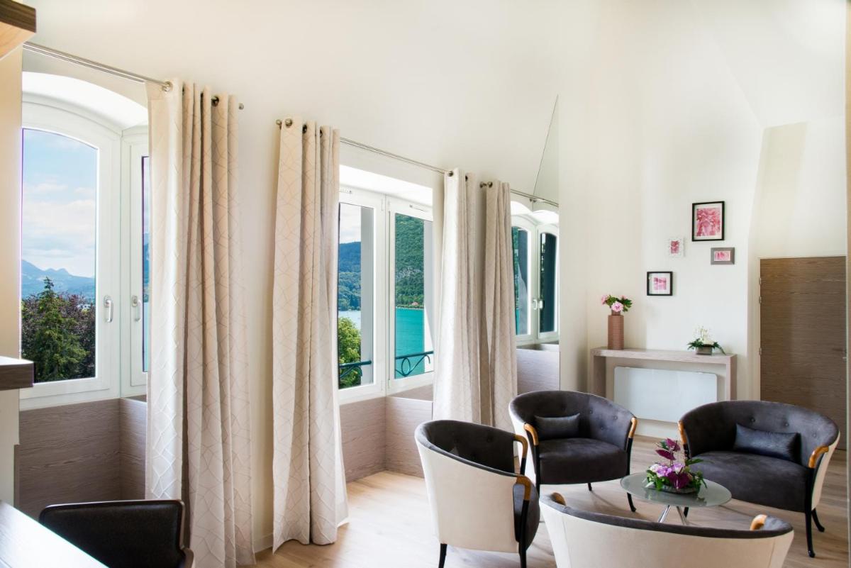Coin salon dans l'établissement Impérial Palace