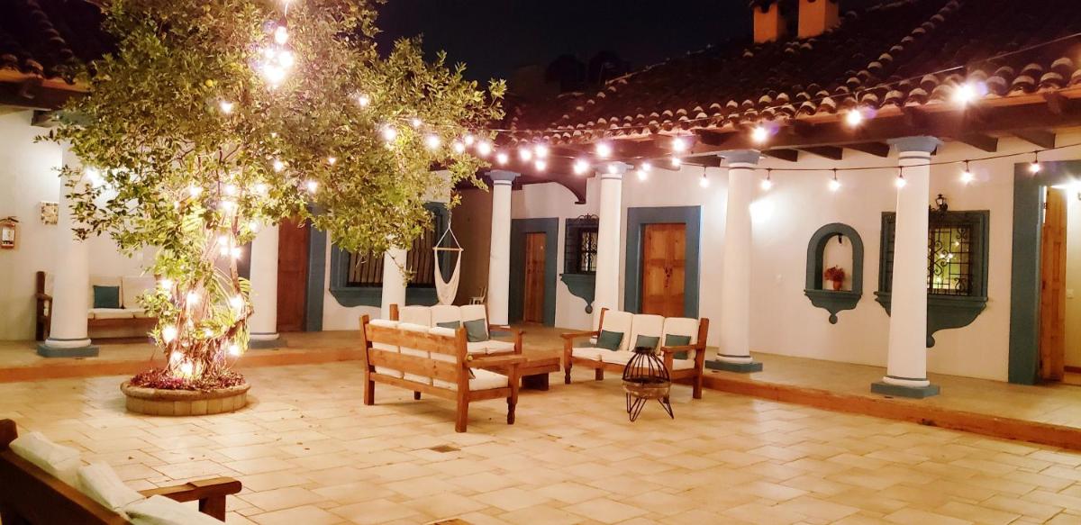 Hotel Casa Galería - Housity