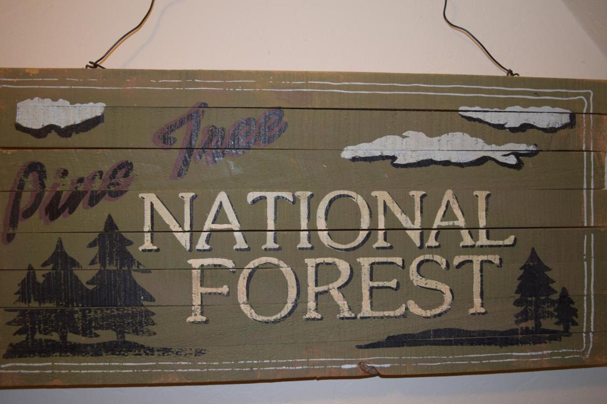Tahoma Meadows - Sugar Pine Cabin - Housity