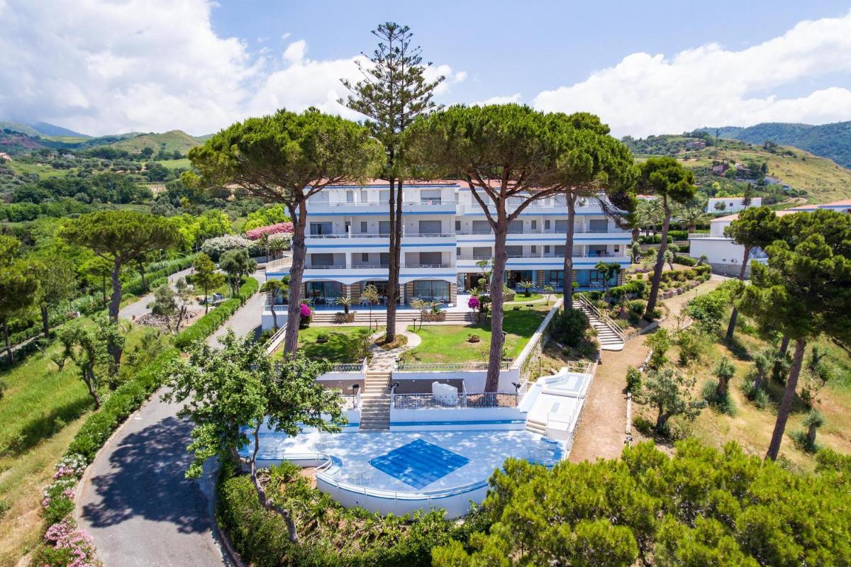 Hotel La Castellana - Housity