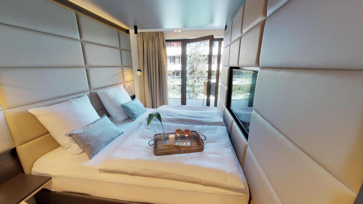 White Pearl Apartment 2.15 - Housity