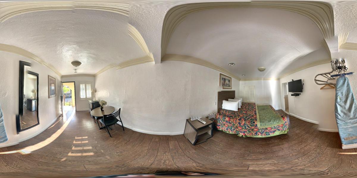 Apache Inn - Housity