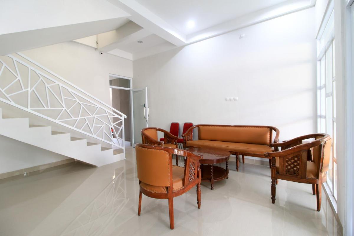 RedDoorz at Hotel Putra Perdana Klaten - Housity