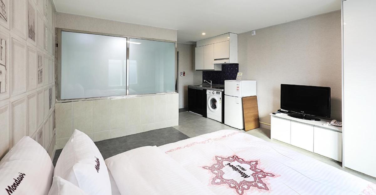 Hotel Mondavi - Housity