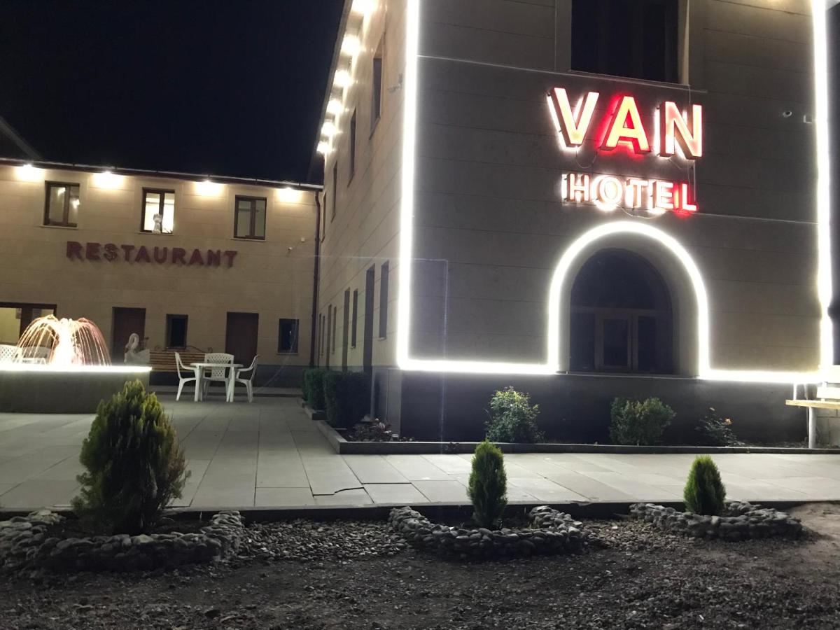 Armenia VanSevan Hotel - Housity