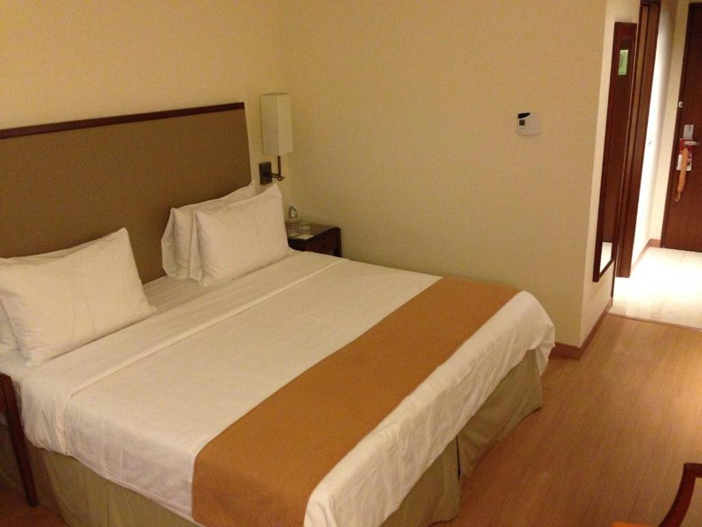 Trident Agra - Housity