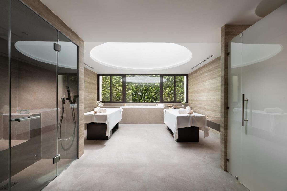Un baño de Eurostars Gran Hotel La Toja