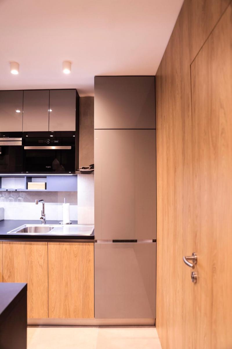 AH Corner House - Hizvo