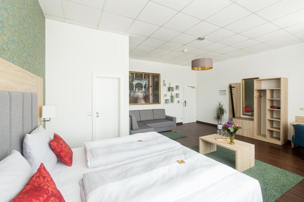 Pallas Hotel - Housity