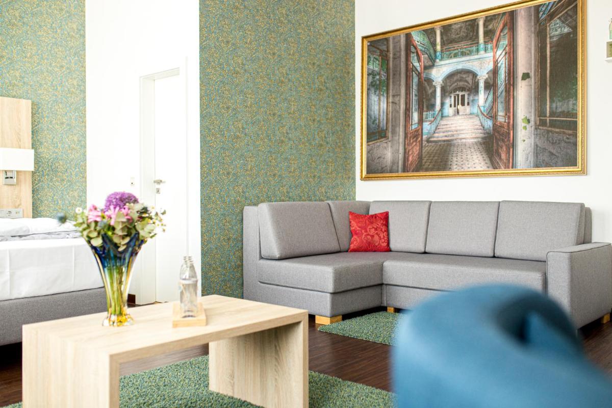 Pallas Hotel - Housity