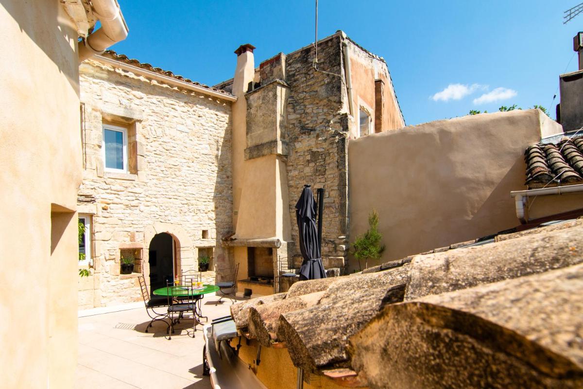 La Vermeillade Maxi-Jacuzzi & Terrasse privés à 7 mn de Sommières - Housity