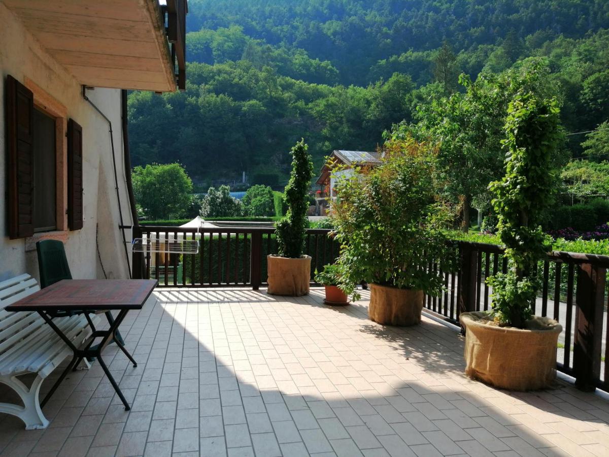 Mountain View Family Farm - Housity