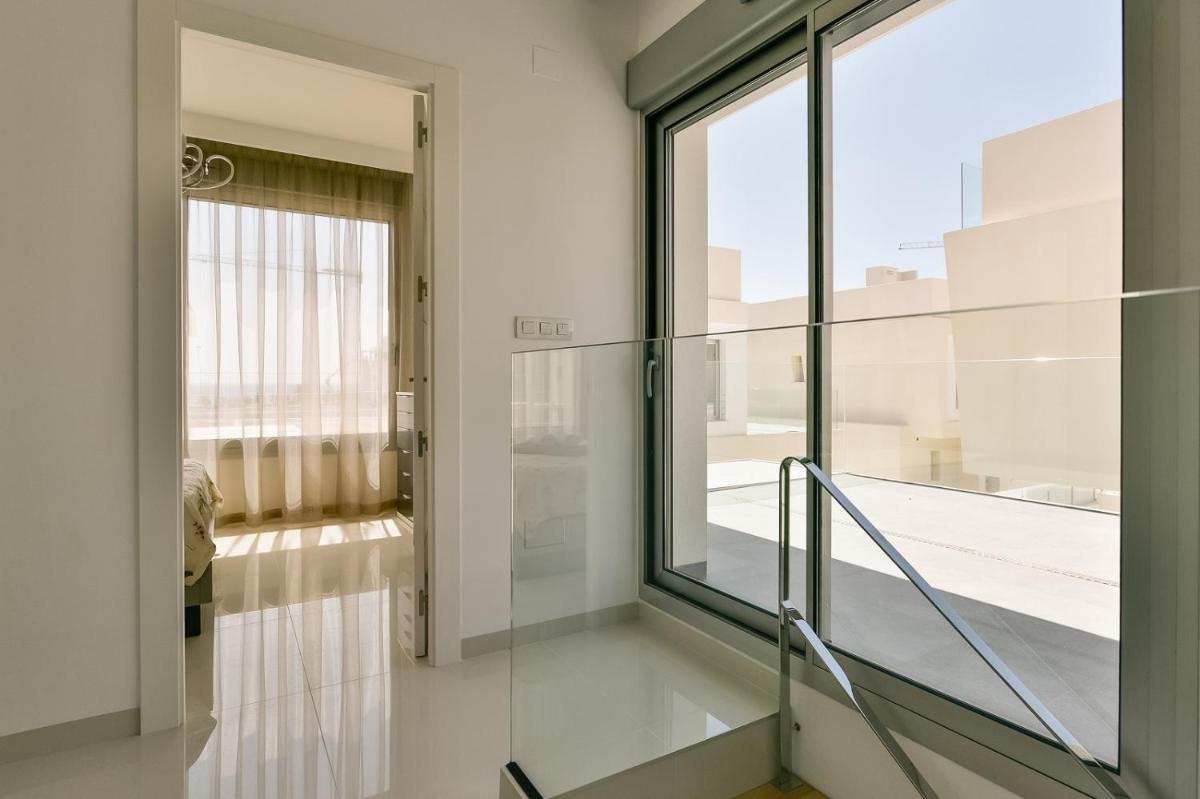 Suitetrails - Casa Mazal, Lujosa villa Independiente a 150m del mar